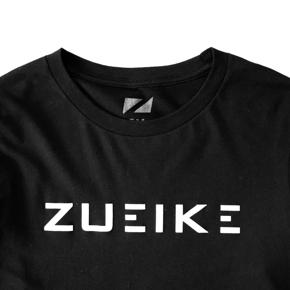 Zueike Classic Logo Long Sleeve Tee