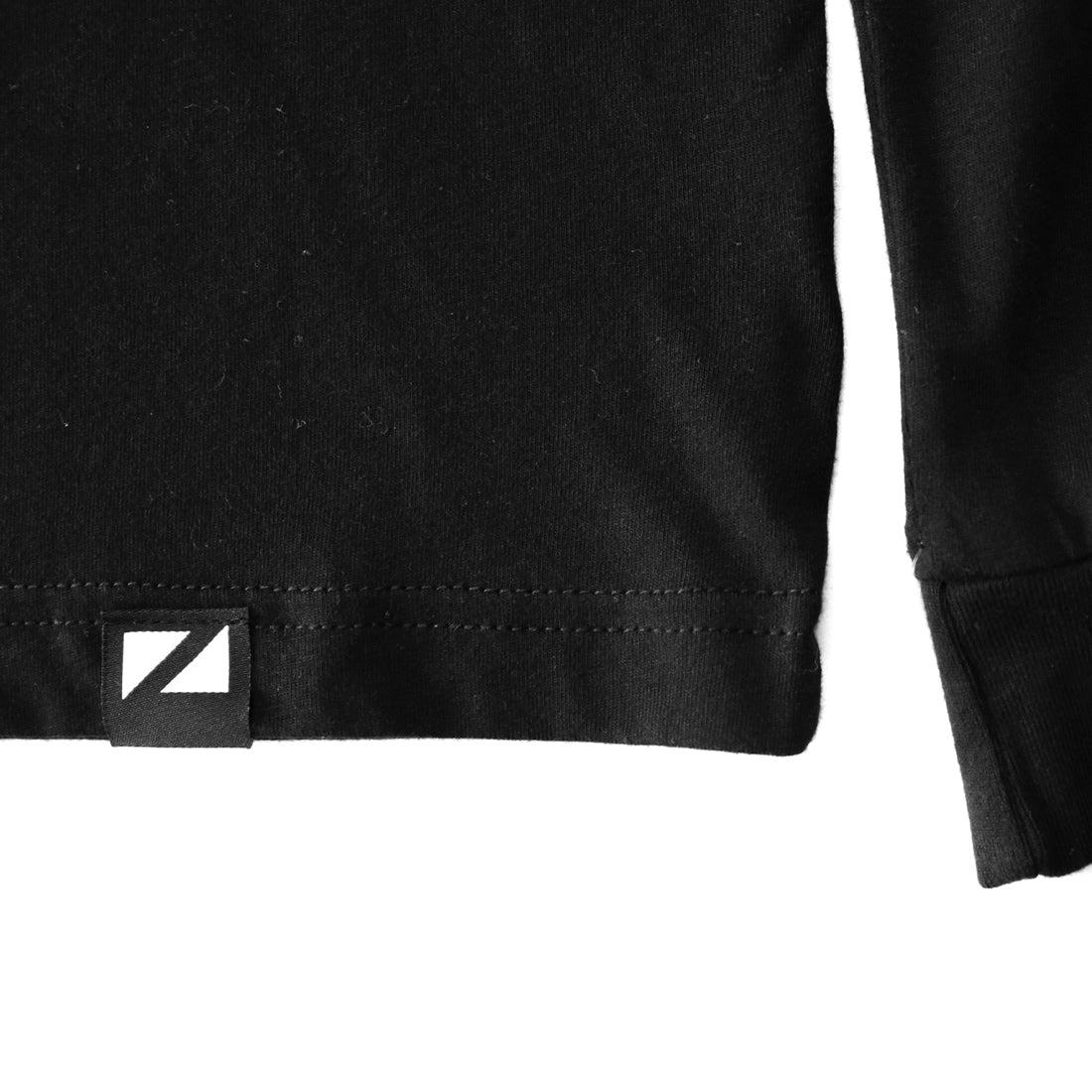 Zueike Classic Logo Long Sleeve Tee