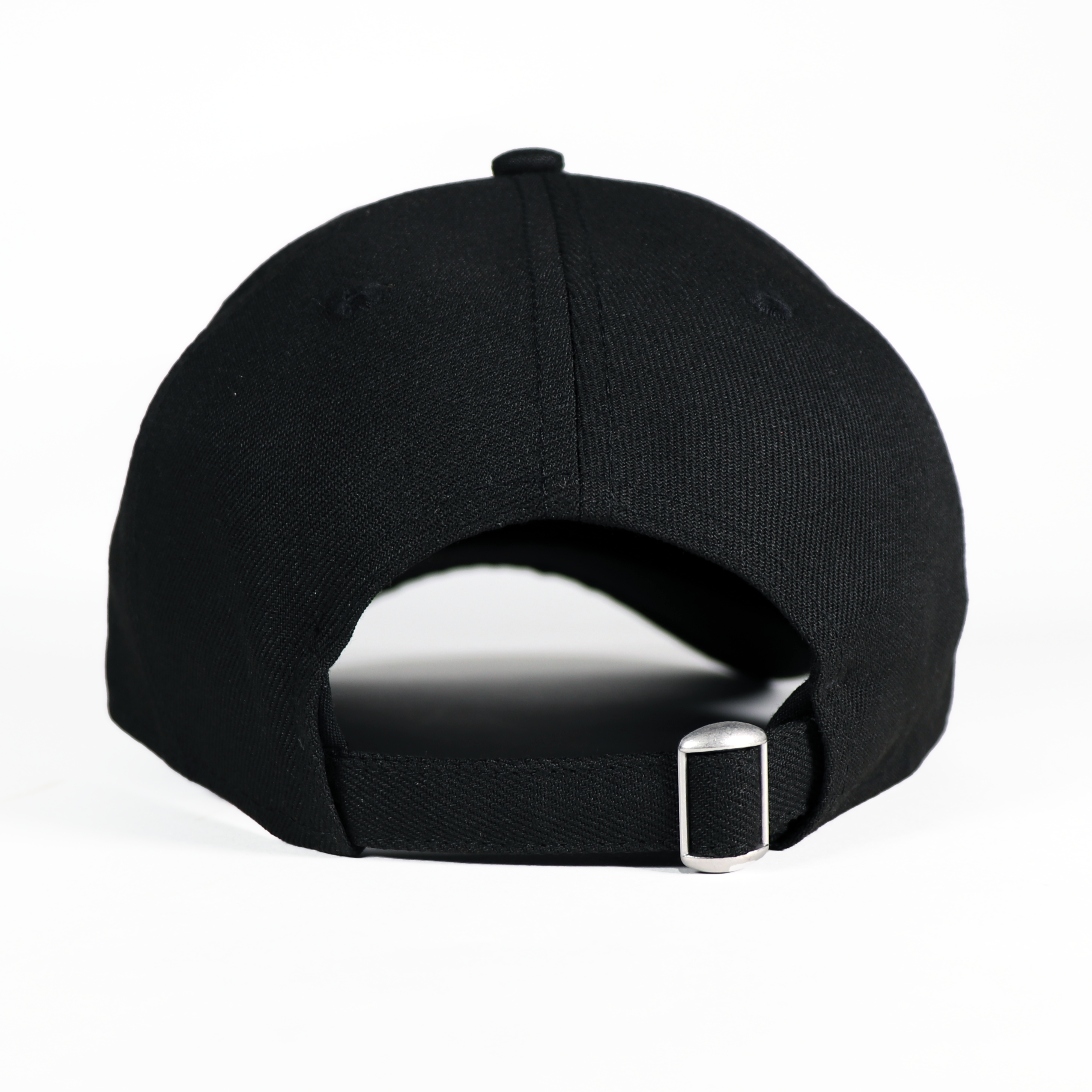 Zueike NE structured dad cap - Black/White