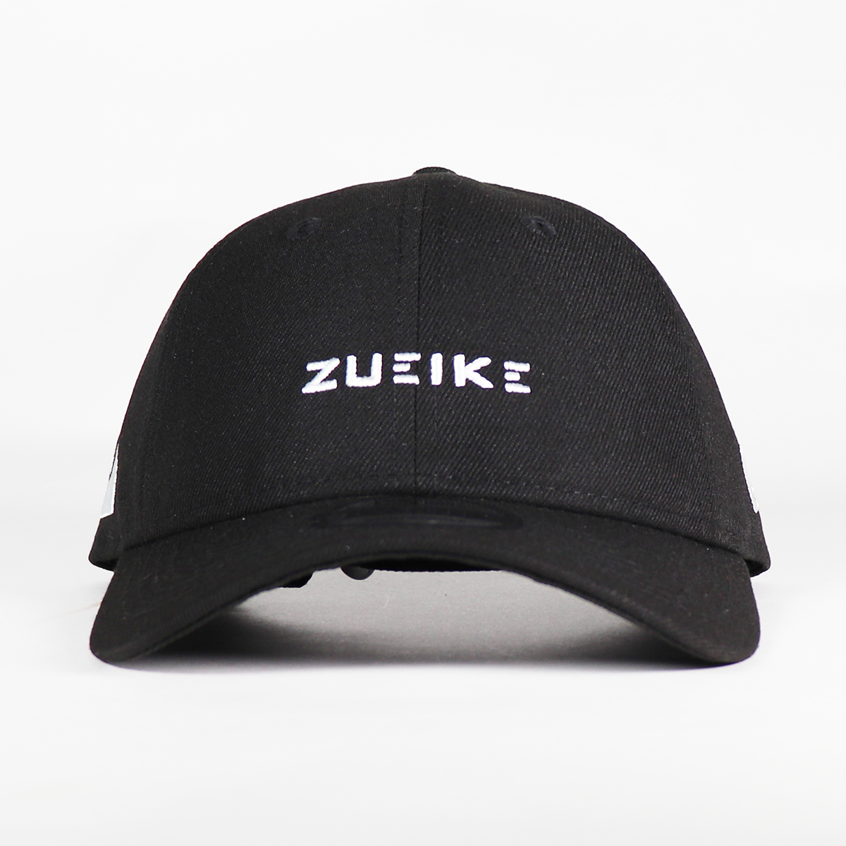 Zueike NE structured dad cap - Black/White